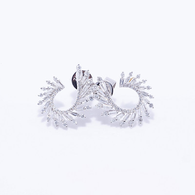 Aretes oro blanco 18k con 0.38ct de brillantes y 0.36ct de baguette